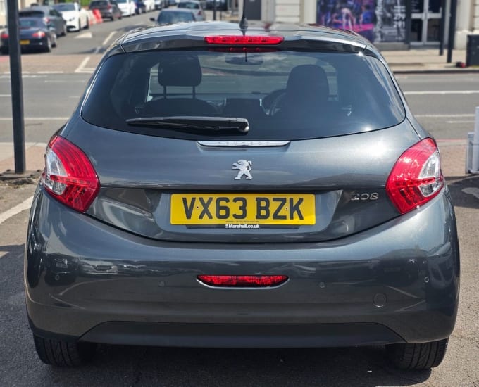 2025 Peugeot 208