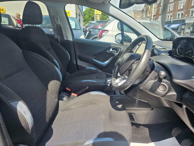 2025 Peugeot 208