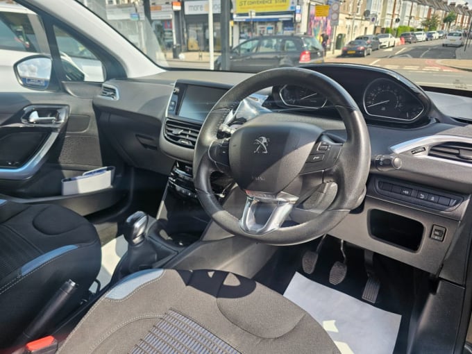 2025 Peugeot 208