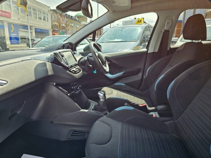 2025 Peugeot 208