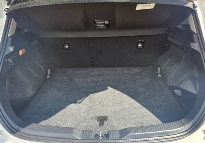 2025 Toyota Auris