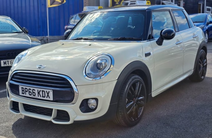 2025 Mini Hatch