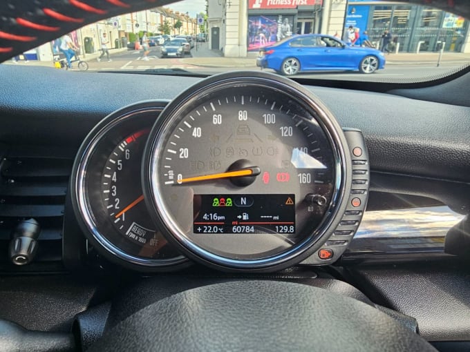 2025 Mini Hatch