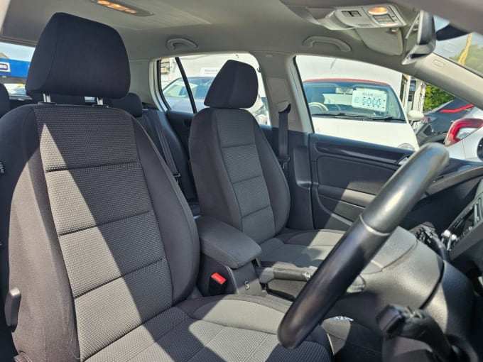 2025 Volkswagen Golf