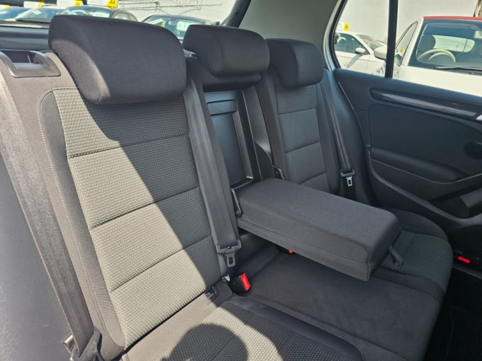 2025 Volkswagen Golf