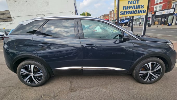 2025 Peugeot 3008