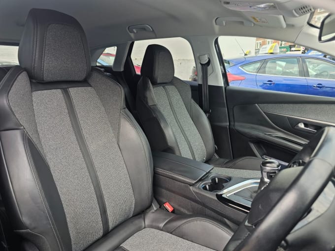 2025 Peugeot 3008