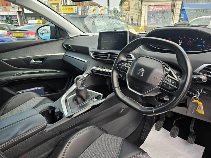 2025 Peugeot 3008