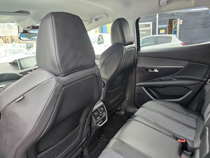 2025 Peugeot 3008