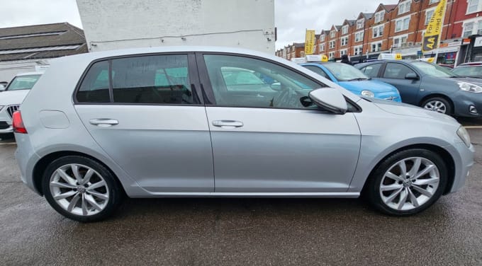 2025 Volkswagen Golf