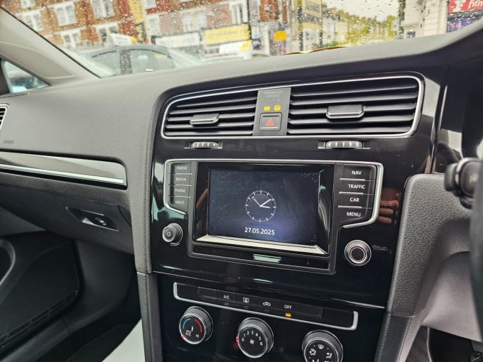 2025 Volkswagen Golf