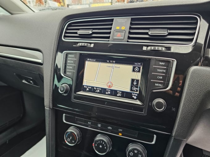 2025 Volkswagen Golf