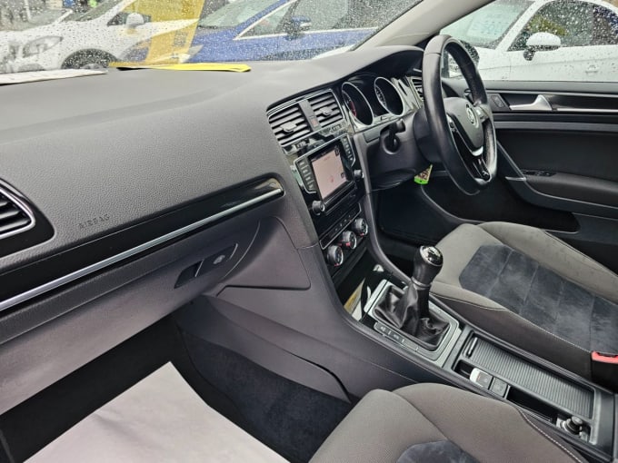 2025 Volkswagen Golf