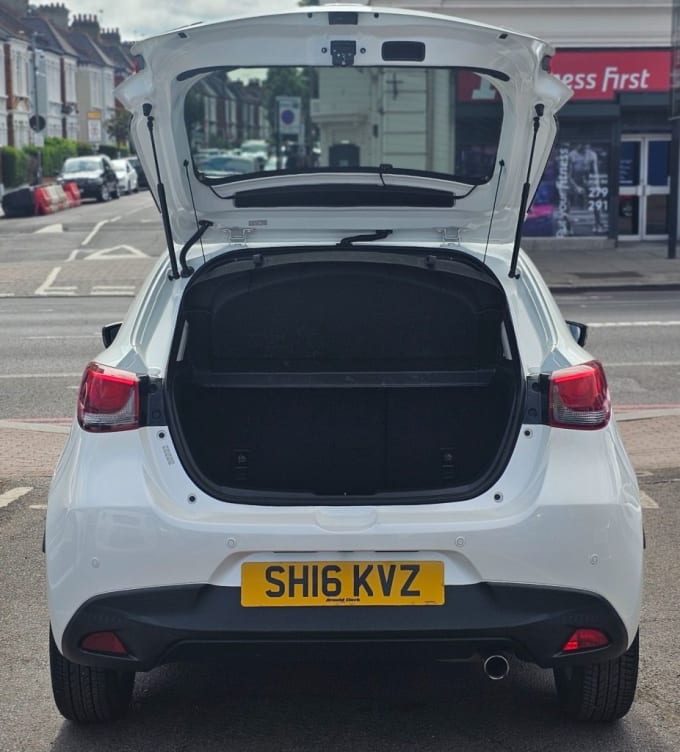 2025 Mazda Mazda2