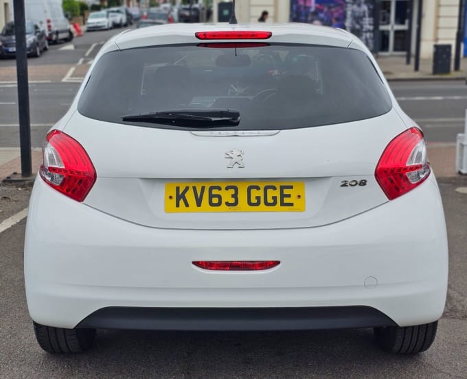 2025 Peugeot 208