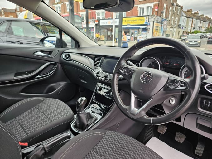 2025 Vauxhall Astra