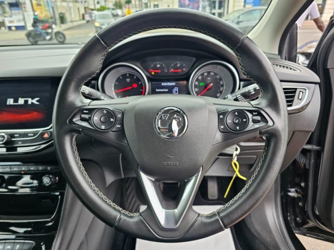 2025 Vauxhall Astra