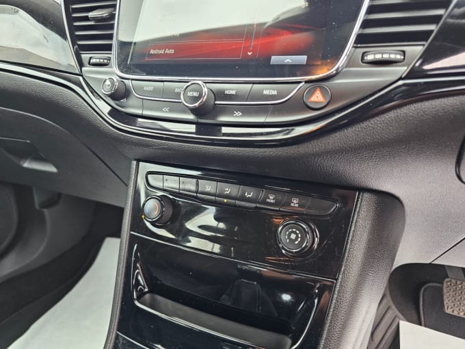 2025 Vauxhall Astra