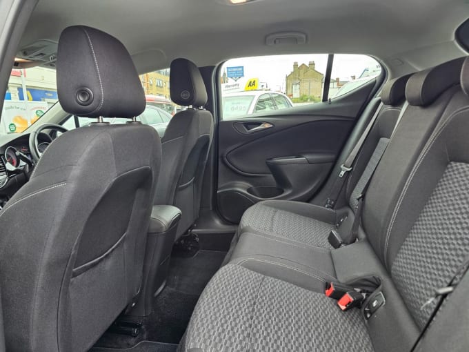 2025 Vauxhall Astra