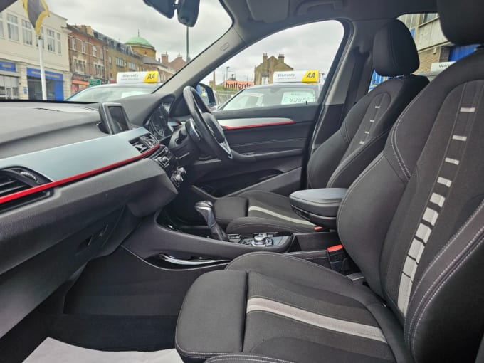 2025 BMW X1