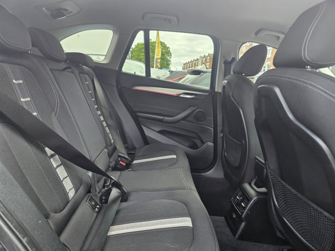 2025 BMW X1
