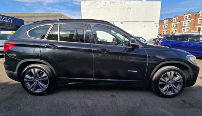 2025 BMW X1