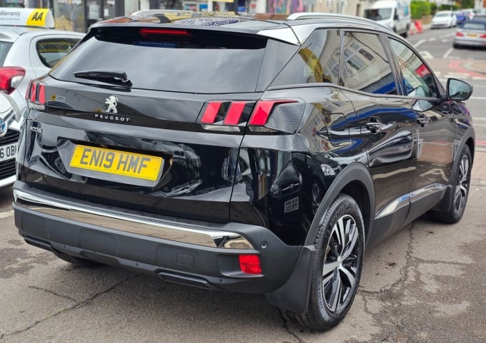 2025 Peugeot 3008