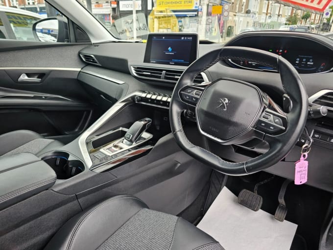 2025 Peugeot 3008