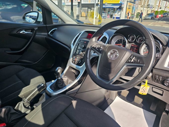 2015 Vauxhall Astra