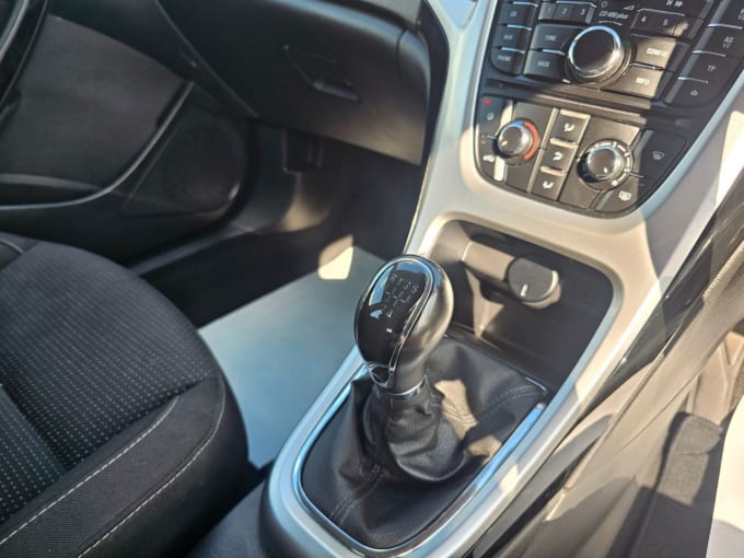 2015 Vauxhall Astra
