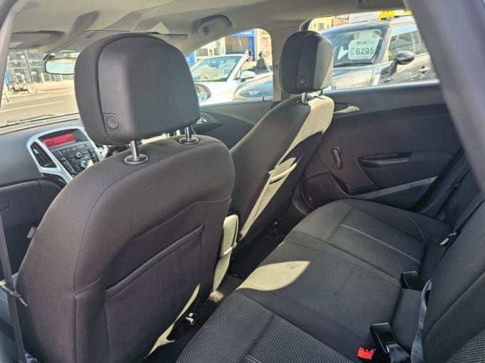 2015 Vauxhall Astra