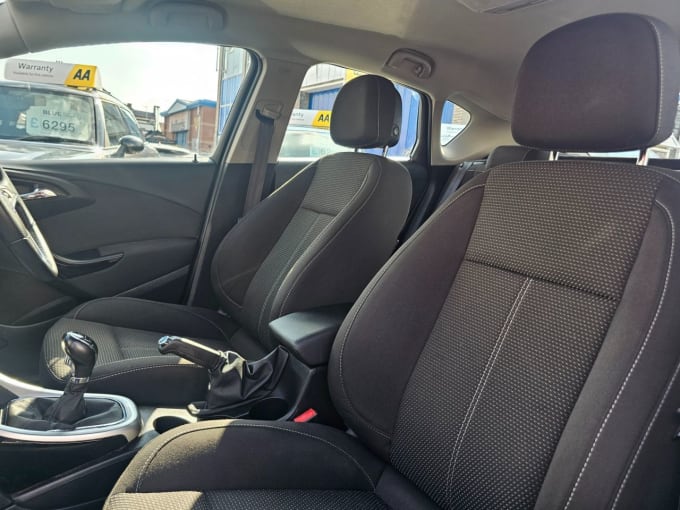 2015 Vauxhall Astra
