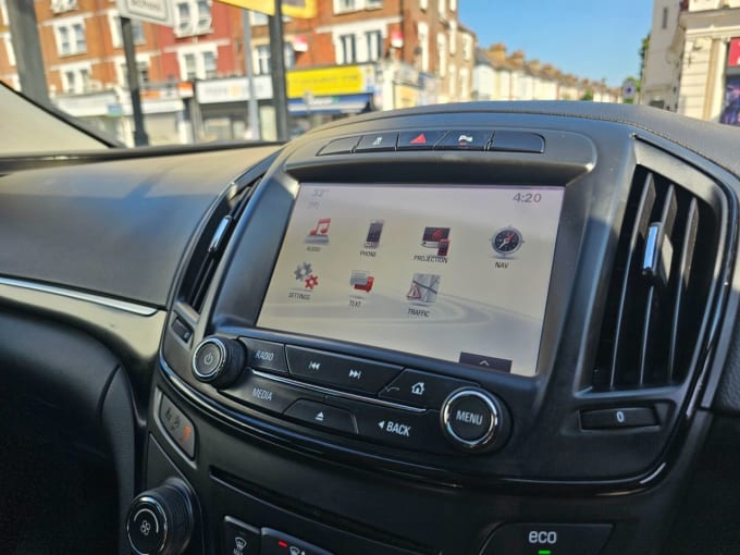 2025 Vauxhall Insignia