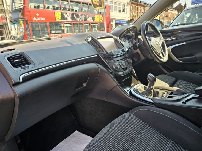 2025 Vauxhall Insignia