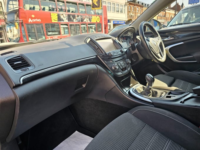 2025 Vauxhall Insignia
