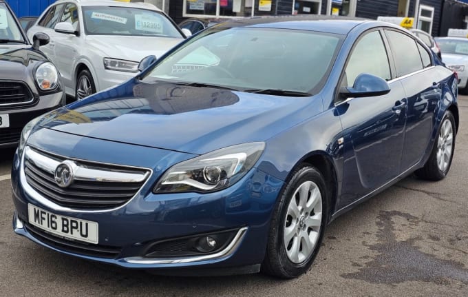 2025 Vauxhall Insignia