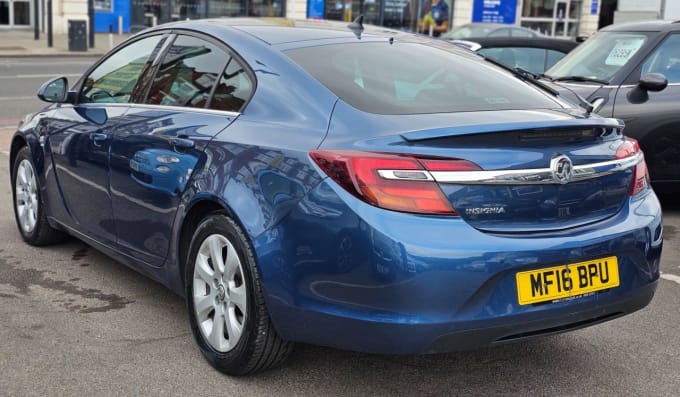 2025 Vauxhall Insignia