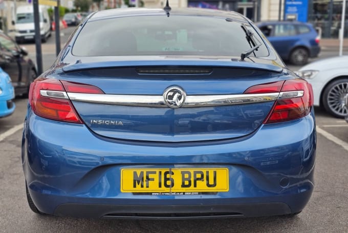 2025 Vauxhall Insignia