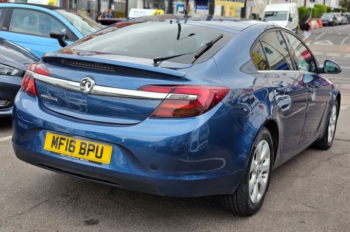 2025 Vauxhall Insignia