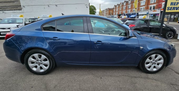 2025 Vauxhall Insignia