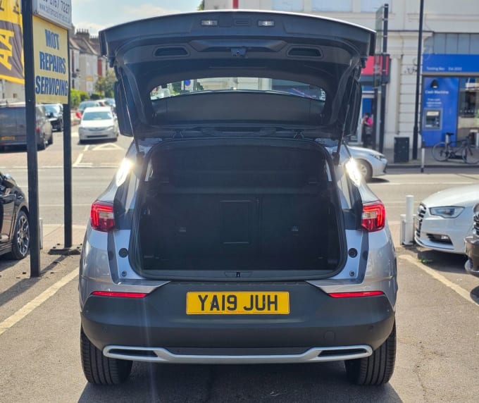 2025 Vauxhall Grandland X