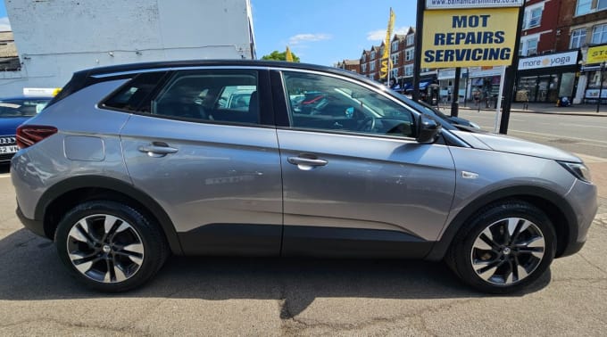2025 Vauxhall Grandland X