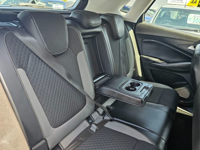 2025 Vauxhall Grandland X