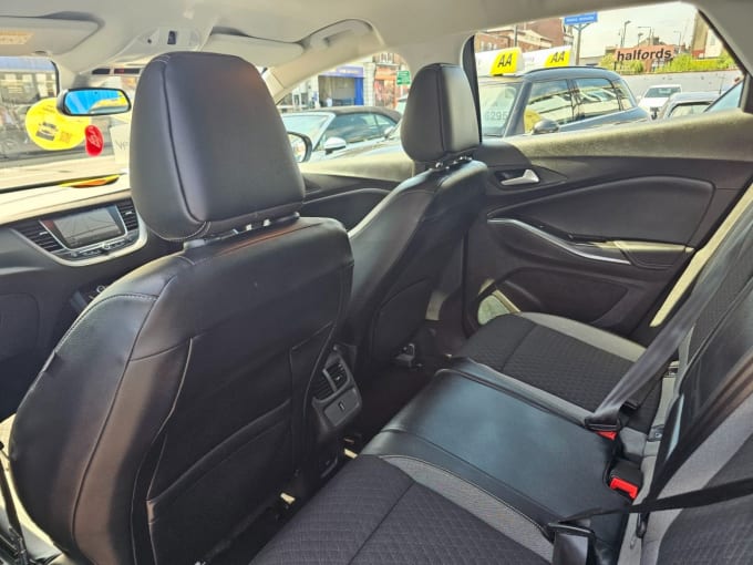 2025 Vauxhall Grandland X