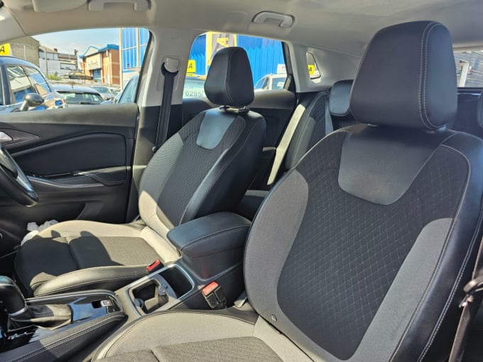 2025 Vauxhall Grandland X