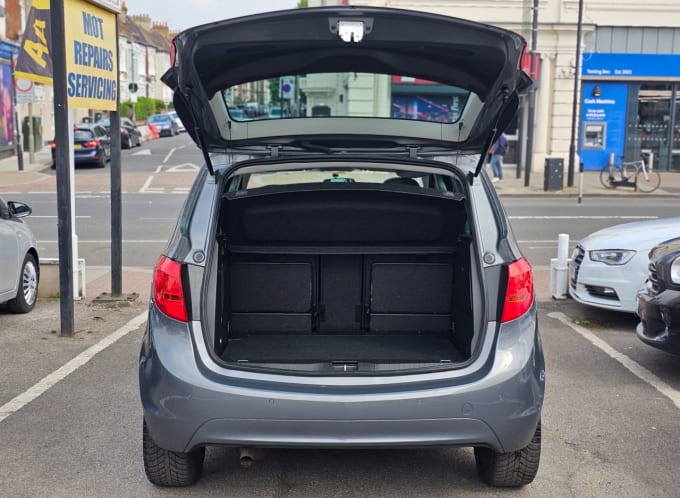 2025 Vauxhall Meriva