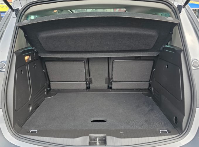 2025 Vauxhall Meriva