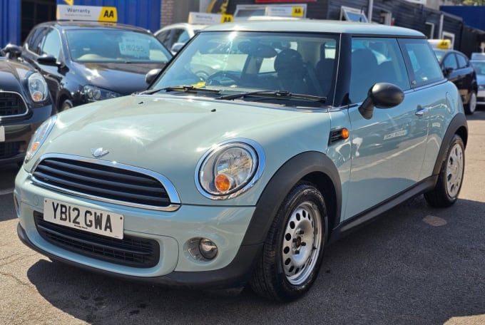 2025 Mini Hatch