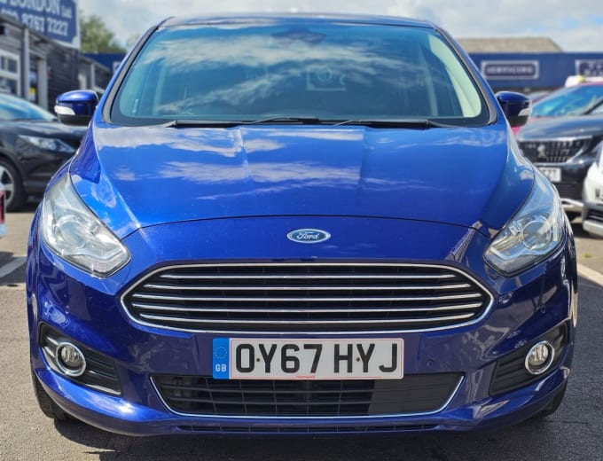 2025 Ford S-max
