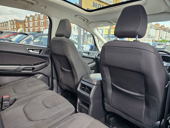 2025 Ford S-max
